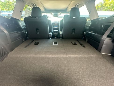 New 2026 Subaru Ascent Limited AWD/4WD image 25