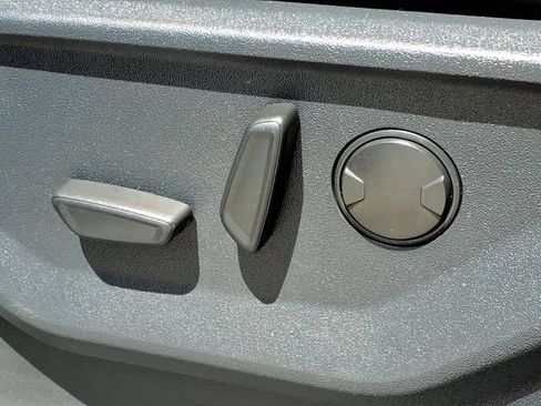 Used 2022 Ford F150 XLT w/ Equipment Group 302A High AWD/4WD image 17