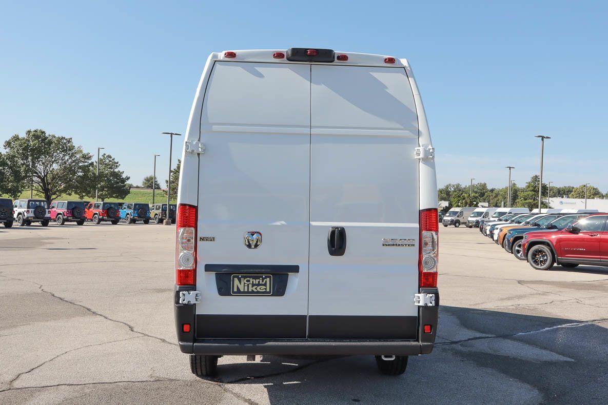 New 2027 RAM ProMaster 3500 FWD image 5