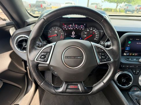 Used 2020 Chevrolet Camaro SS RWD image 16