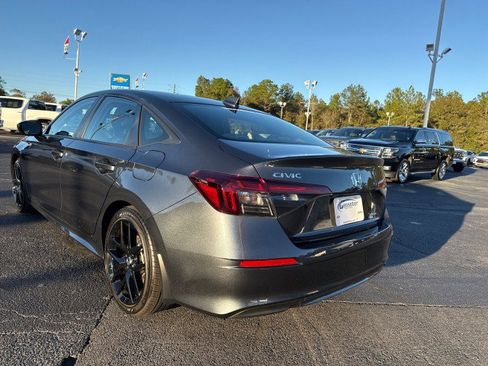 Used 2025 Honda Civic Sport Touring image 5