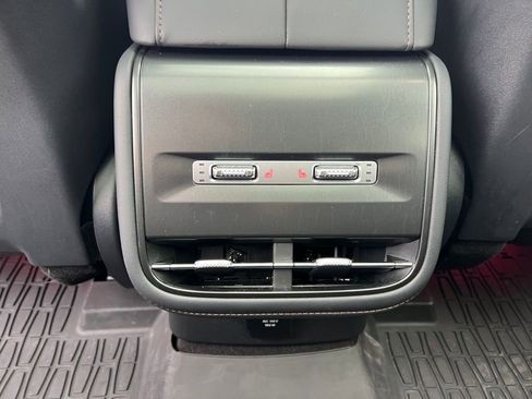 Used 2024 Lincoln Nautilus Reserve w/ Equipment Group 202A image 30