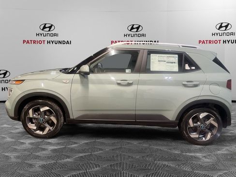 New 2026 Hyundai Venue SEL image 7