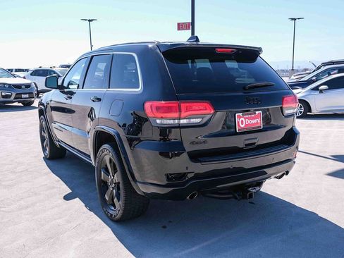 Used 2015 Jeep Grand Cherokee Altitude AWD/4WD image 6