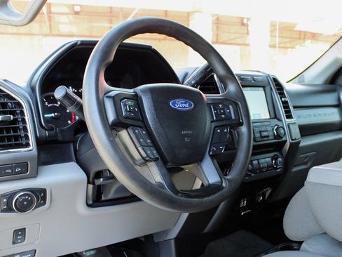 Used 2017 Ford F250 XLT w/ XLT Value Package AWD/4WD image 17