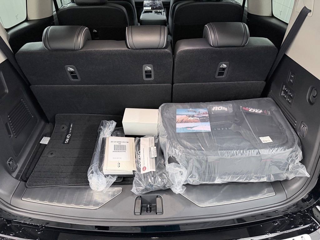 Certified 2026 INFINITI QX80 Luxe w/ Cargo Package RWD image 40