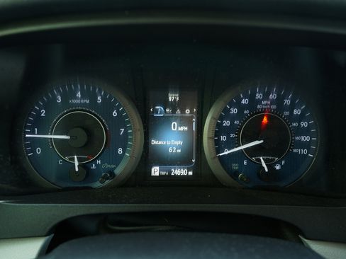 Used 2020 Toyota Sienna L image 23