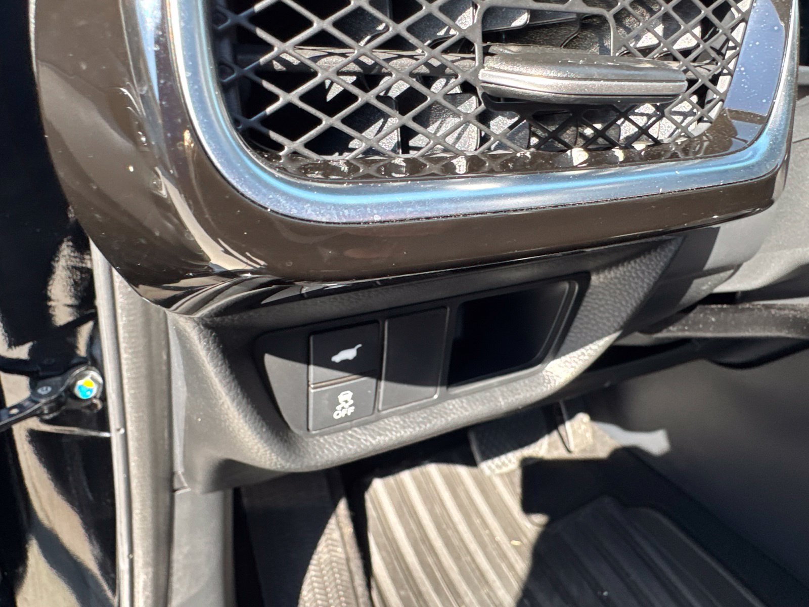 Used 2026 Acura ADX FWD image 14