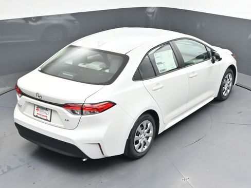 New 2026 Toyota Corolla LE image 30