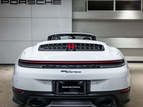 Certified 2025 Porsche 911 Carrera RWD image 16