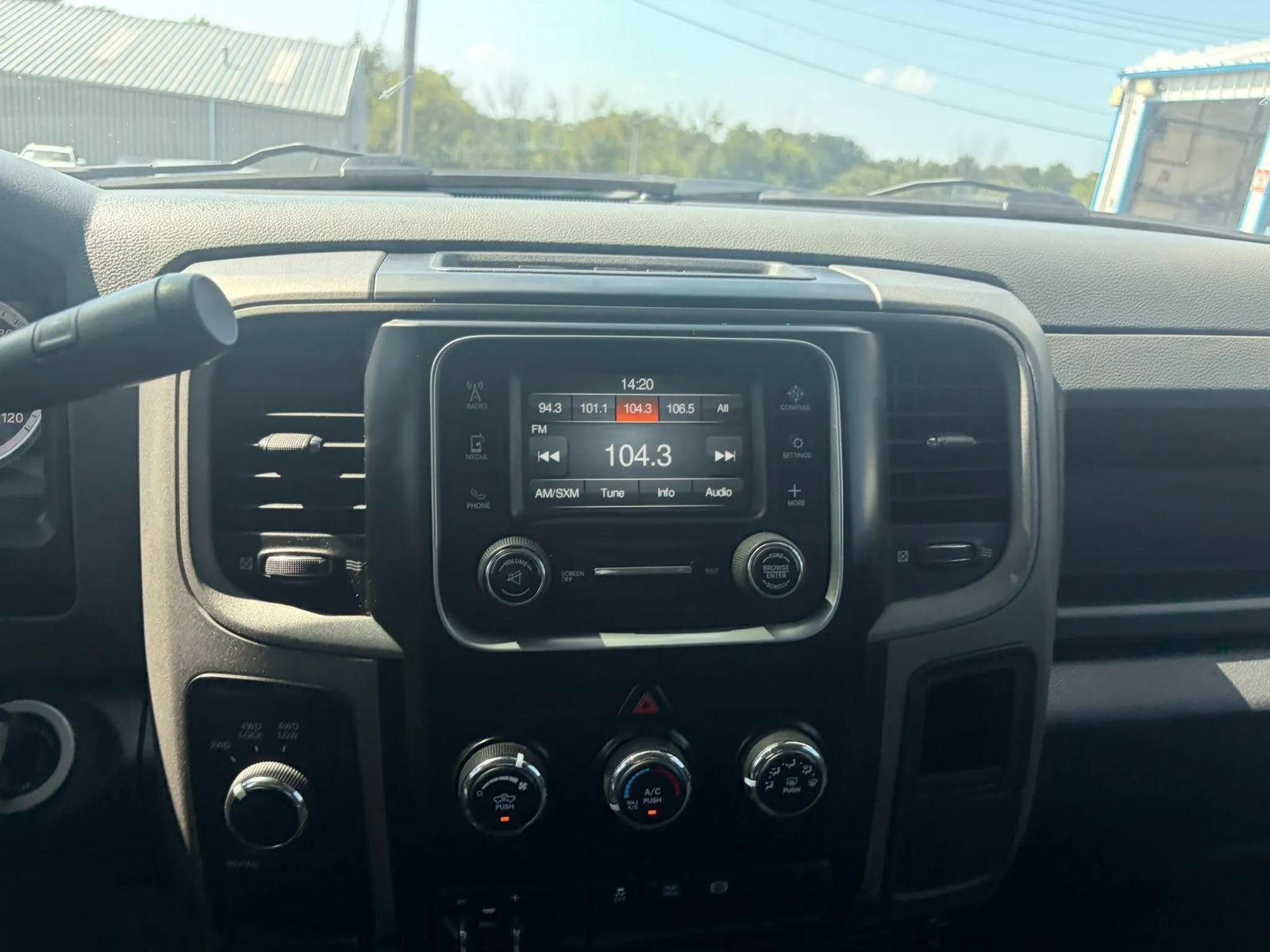 Used 2015 RAM 3500 Tradesman w/ Chrome Appearance Group AWD/4WD image 13