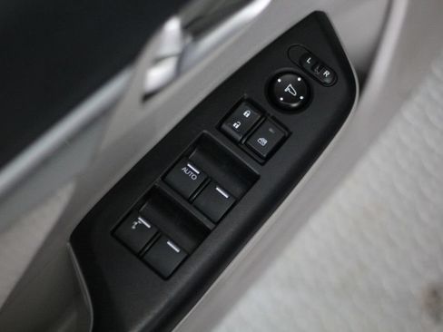 Used 2014 Honda Civic Hybrid Sedan image 43