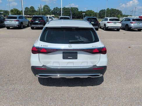 Used 2025 Mercedes-Benz E 450 4MATIC All-Terrain Wagon image 9