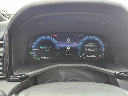 Used 2025 Toyota Camry XSE FWD image 15