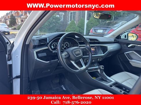 Used 2022 Audi Q3 2.0T Premium w/ Convenience Package image 29