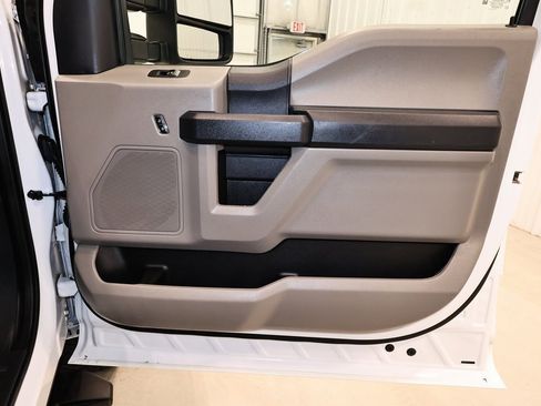 Certified 2022 Ford F350 XL w/ Power Equipment Group image 11