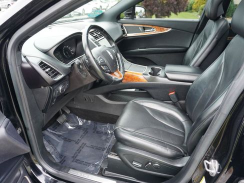 Used 2018 Lincoln MKX Reserve w/ Driver Assistance Package AWD/4WD image 7