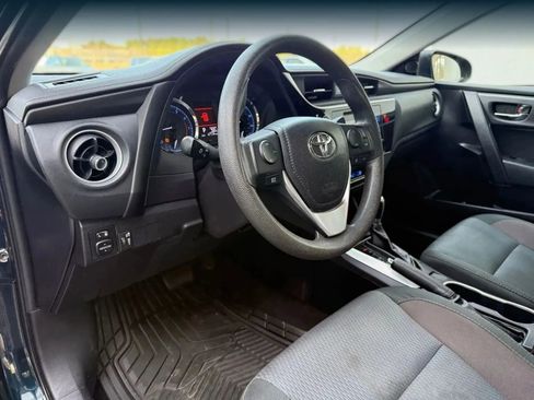 Used 2019 Toyota Corolla LE image 17