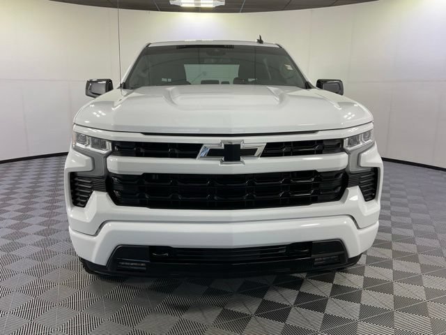 Used 2025 Chevrolet Silverado 1500 RST w/ LPO, Dark Essentials Package AWD/4WD image 2