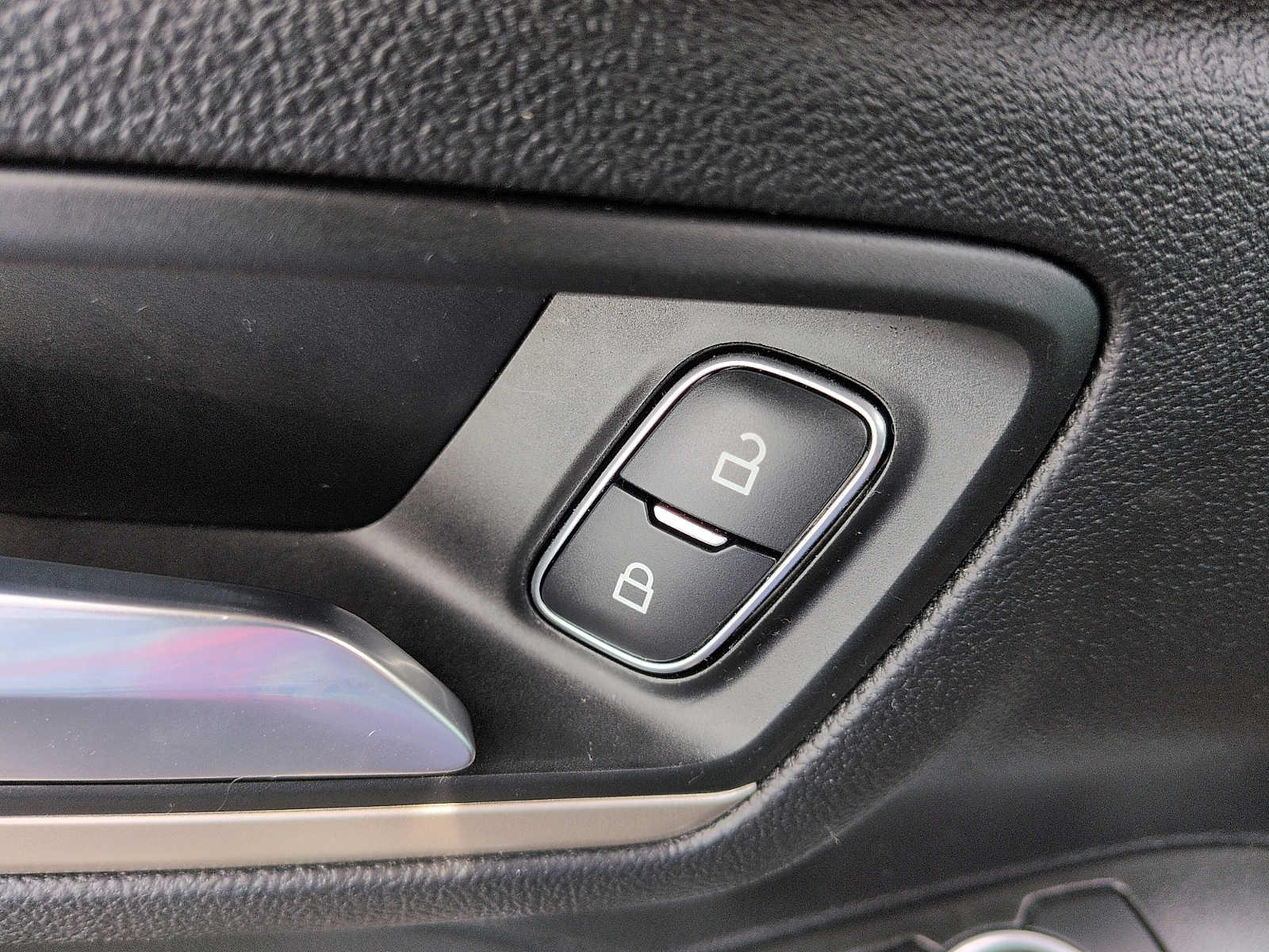 Used 2022 Ford Escape SEL AWD/4WD image 13