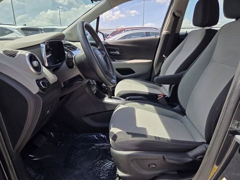 Used 2016 Chevrolet Trax LS w/ LPO, Protection Package FWD image 13