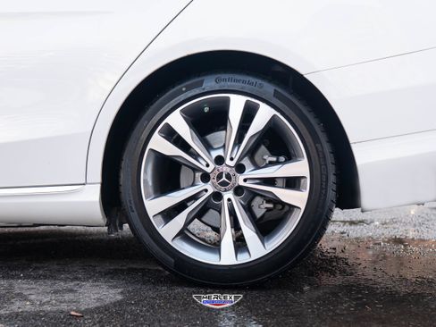 Used 2021 Mercedes-Benz C 300 Sedan image 12