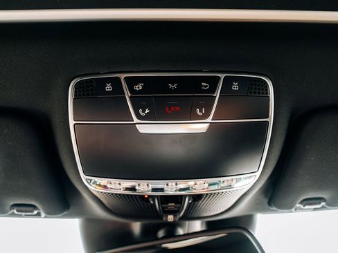 Used 2015 Mercedes-Benz S 550 Sedan image 38