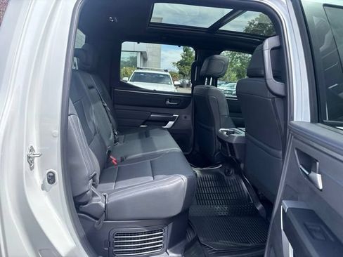 Used 2025 Toyota Tundra Platinum AWD/4WD image 34