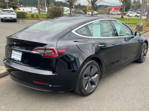 Used 2018 Tesla Model 3 Mid Range image 8