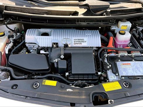 Used 2011 Toyota Prius Three w/ Navigation Pkg FWD image 31