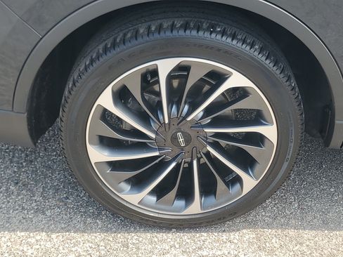 Certified 2023 Lincoln Aviator Reserve w/ Equipment Group 201A AWD/4WD image 7