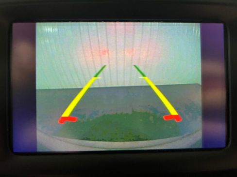 Used 2017 Chrysler Pacifica LX image 10