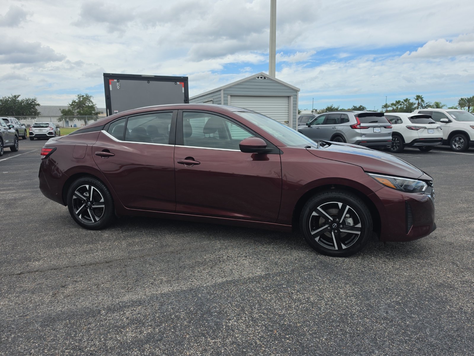 Used 2024 Nissan Sentra SV FWD image 2