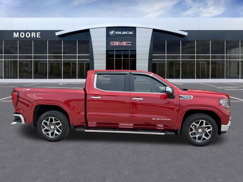 Used 2022 GMC Sierra 1500 SLT w/ SLT Premium Plus Package AWD/4WD image 2