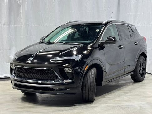 Used 2024 Buick Encore GX Sport Touring w/ Comfort Package image 3