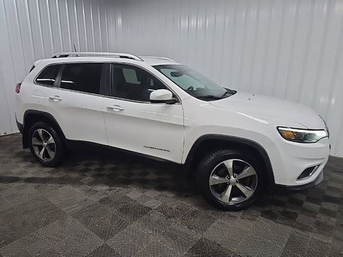Used 2020 Jeep Cherokee Limited image 1
