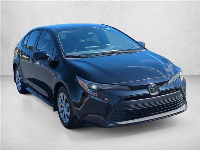 Certified 2025 Toyota Corolla LE FWD image 3