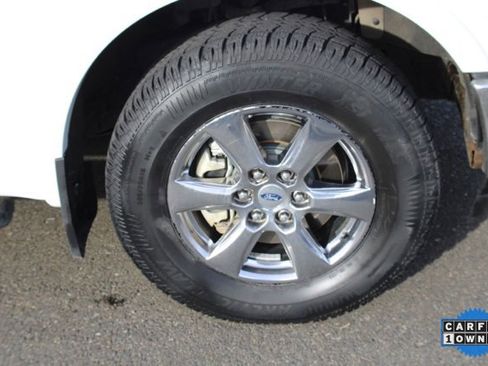 Used 2018 Ford F150 Lariat image 34