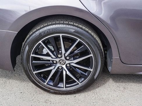 Used 2023 Toyota Camry SE FWD image 8