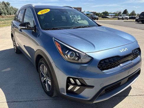 Used 2022 Kia Niro EX Premium FWD image 7
