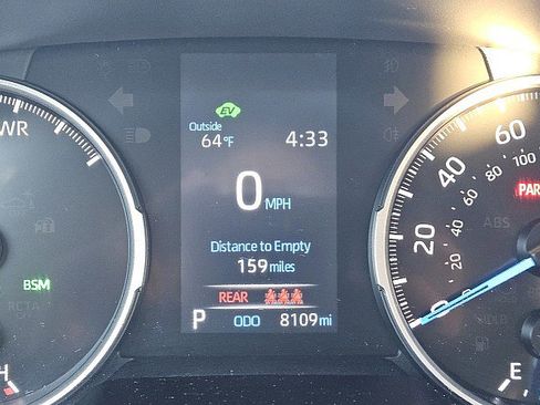 Used 2022 Toyota RAV4 XLE w/ Convenience Package image 17