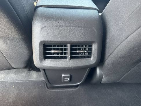 Used 2024 Chevrolet Equinox LS w/ Midnight Edition FWD image 20