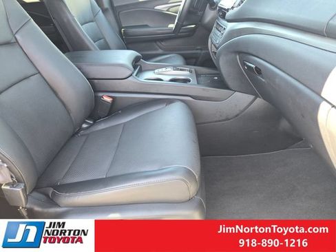 Used 2025 Honda Ridgeline RTL image 14