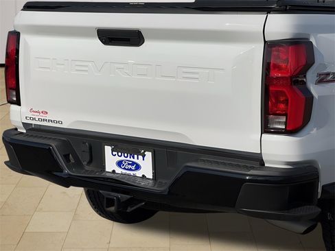 Used 2024 Chevrolet Colorado Z71 w/ Advanced Trailering Package image 42
