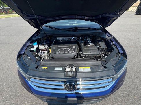 Certified 2023 Volkswagen Tiguan SE AWD/4WD image 16