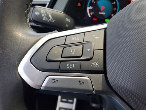 Used 2024 Volkswagen Atlas Cross Sport SEL Premium R-Line AWD/4WD image 19