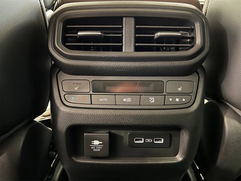 New 2025 Honda Pilot Elite image 32