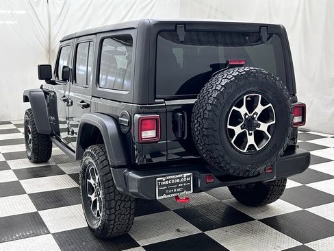 Used 2023 Jeep Wrangler Unlimited Rubicon w/ Cold Weather Group AWD/4WD image 5