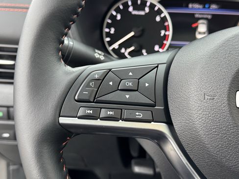 Certified 2025 Nissan Sentra SR w/ SR Premium Package image 30