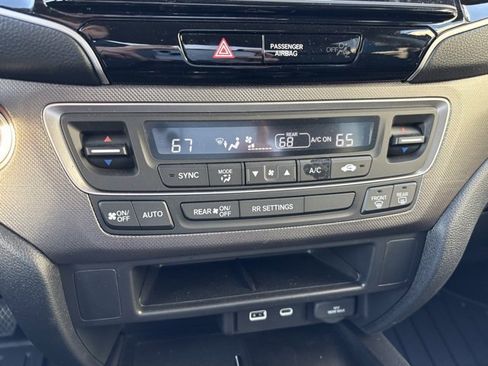Certified 2025 Honda Ridgeline Sport+ image 18